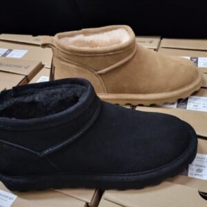 Ugg shoe pallets - Shell Liquidations