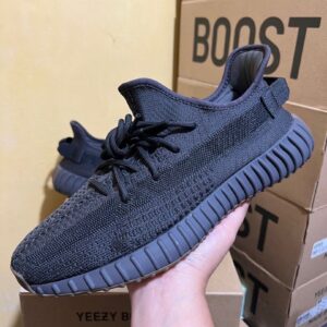 Yeezy sneakers pallets - Shell Liquidations Yeezy sneakers pallets